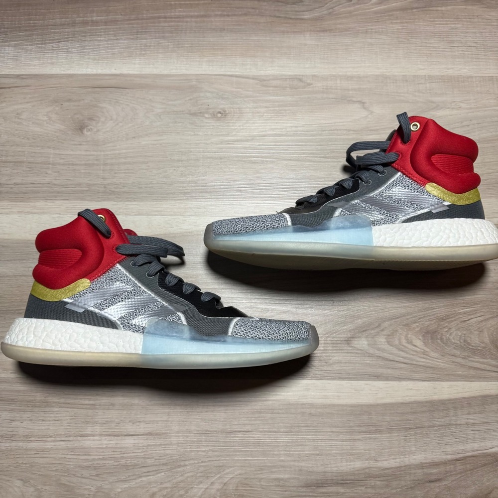 Adidas Marquee Boost Thor Marvel Mens Basketball Shoes Grey Red Gold Sz 9 - Picture 1 of 13